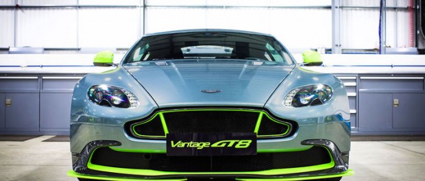 Aston Martin presenterar V8 Vantage inspirerad av GT-bilarna